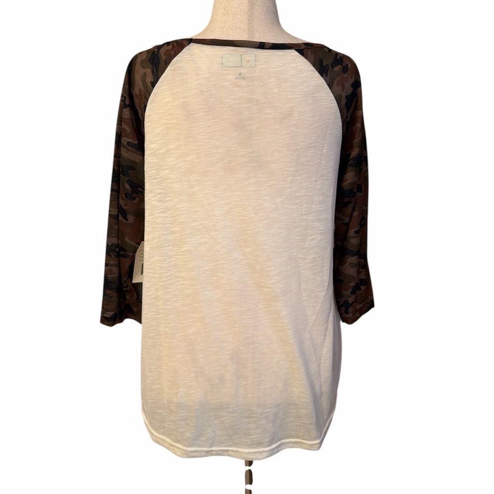 NFL Seattle Seahawks Women’s Large Camo Raglan Top Shirt NWT - Picture 2 of 11